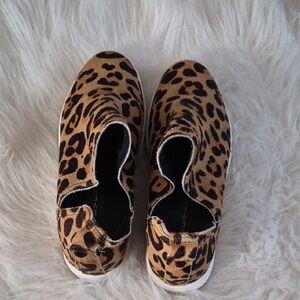 Leopard Print Slip-On Shoes - Brown